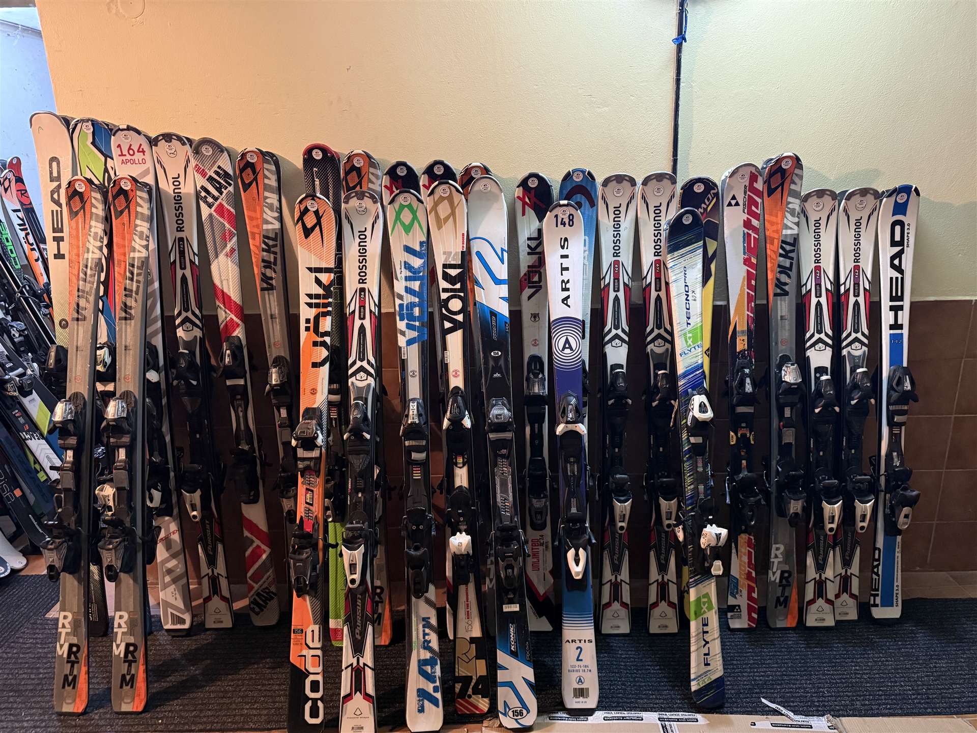 Skier-Mix, 30 Stück – je 80 €